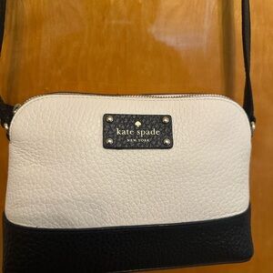Kate Spade two tone Shoulder Bag. New Without Tags. Black and Cream